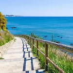 Cosy In Near The Sea *
